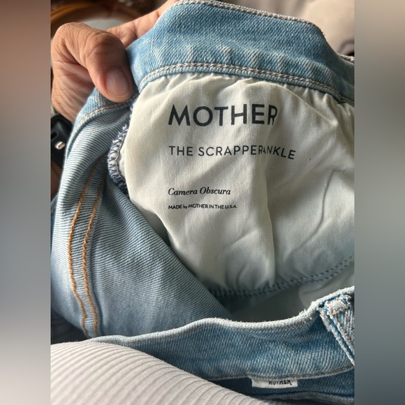 MOTHER Women's Light Blue Jeans MOTHER
THE SCRAPPER ANKLE size 27 - Picture 3 of 7